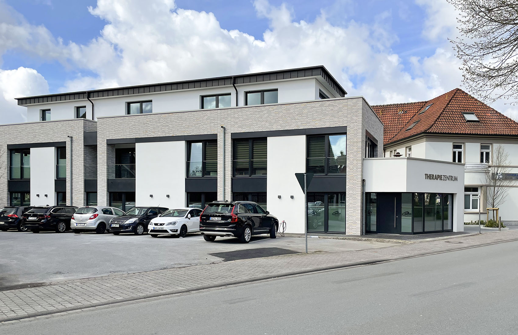 Modernes Therapiezentrum in Münsterland | Hochwertige Architektur