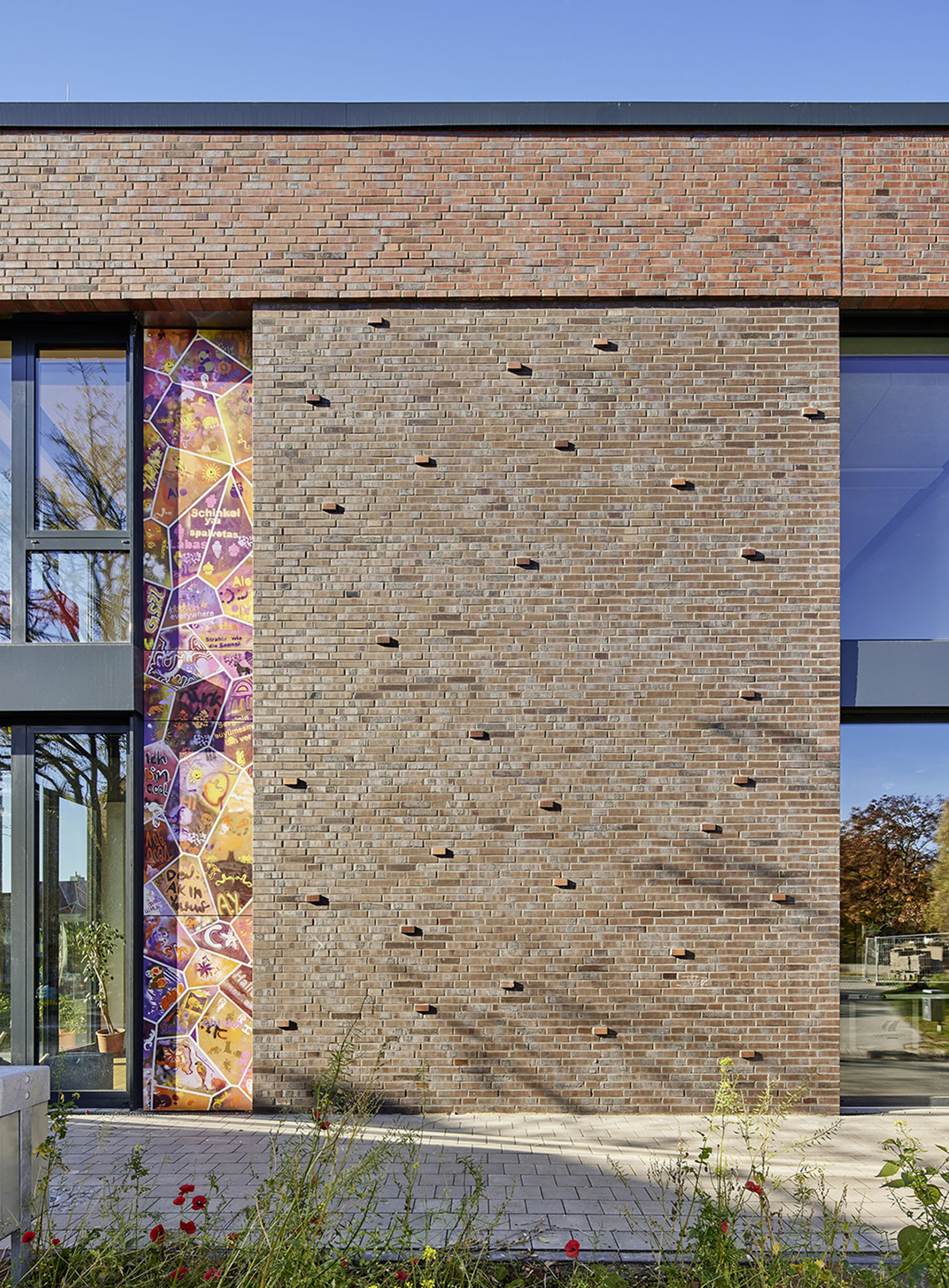 Moderne Klinkerfassade mit hochwertigen Materialien | Architektur Niedersachsen