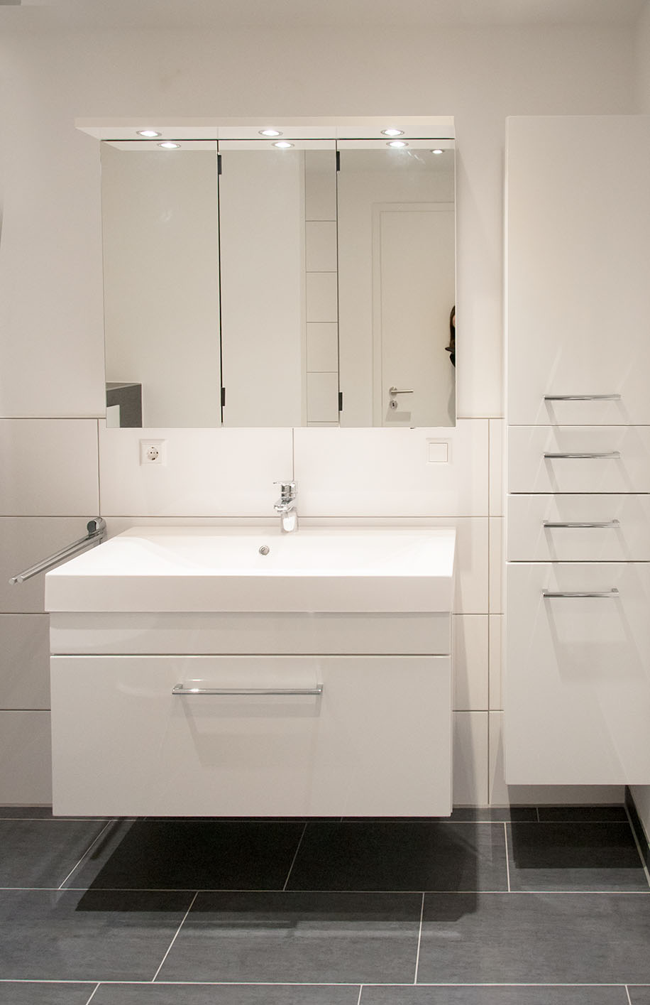Badezimmer in einer modernen Wohnung | Innenarchitektur